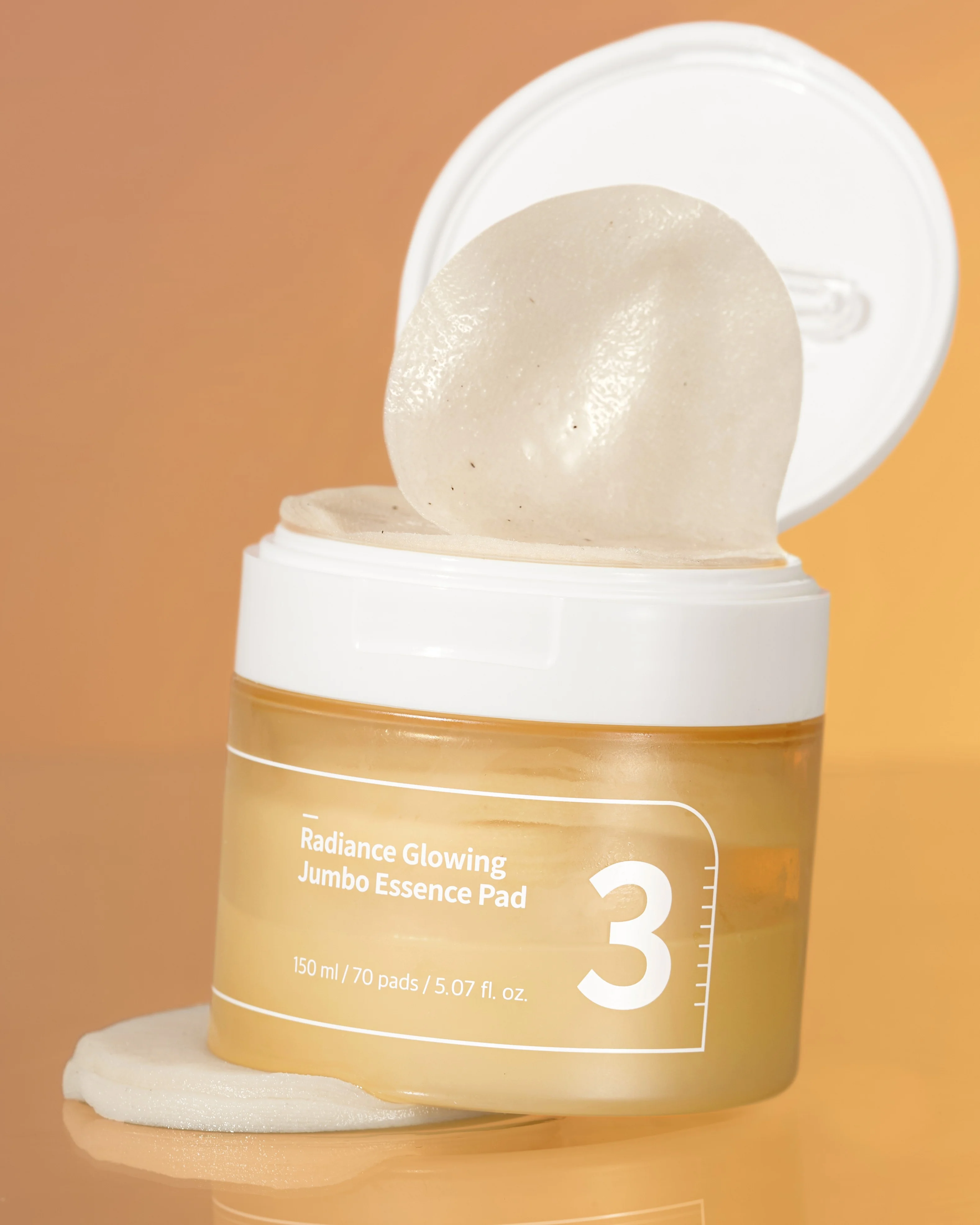 No.3 Radiance Glowing Jumbo Essence Pads - Image 2